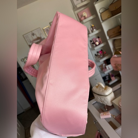 Victorias Secret tote - Picture 4 of 9